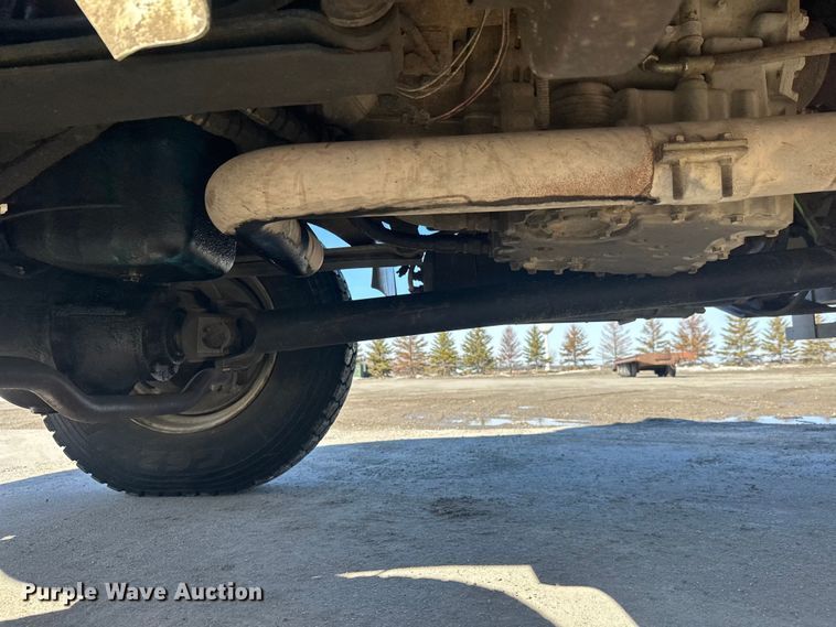 image for item FK1845 2006 International 4300 bucket truck