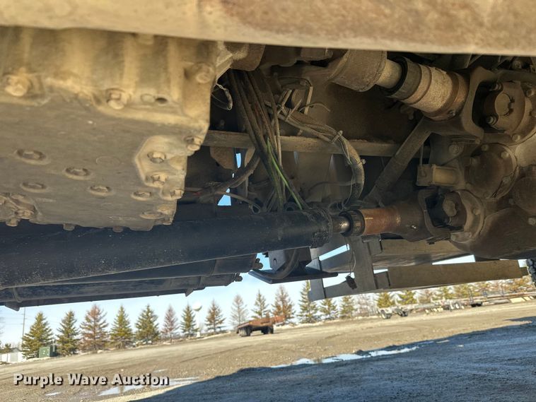 image for item FK1845 2006 International 4300 bucket truck