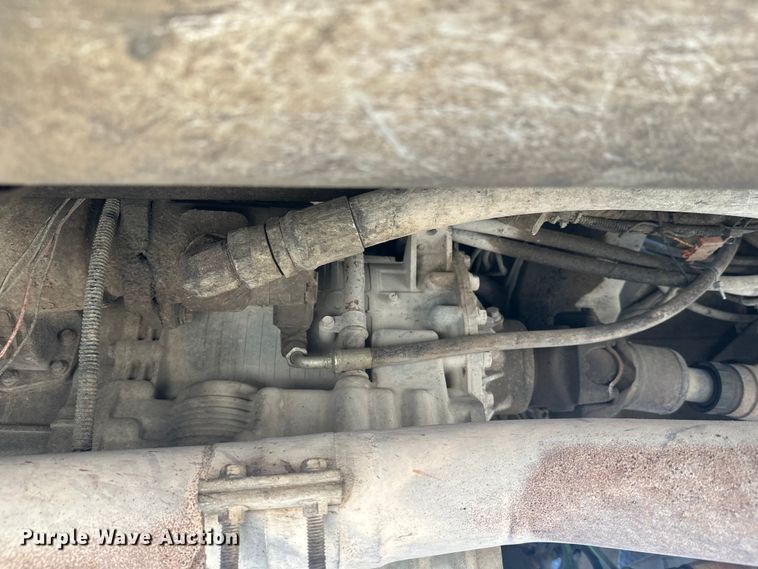 image for item FK1845 2006 International 4300 bucket truck