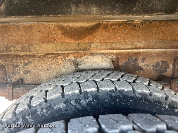 image for item FK1845 2006 International 4300 bucket truck