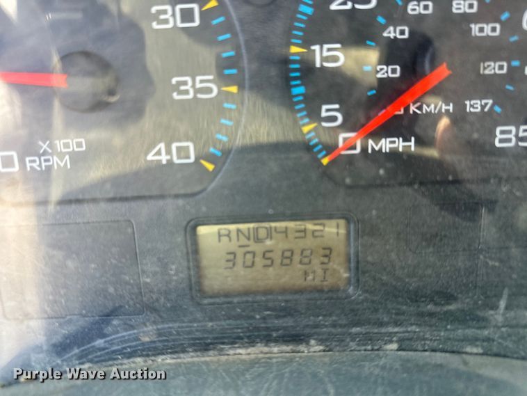 image for item FK1845 2006 International 4300 bucket truck