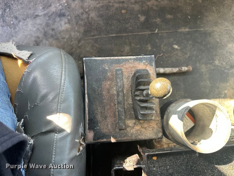 image for item FK1845 2006 International 4300 bucket truck