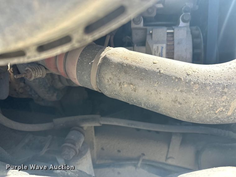 image for item FK1845 2006 International 4300 bucket truck