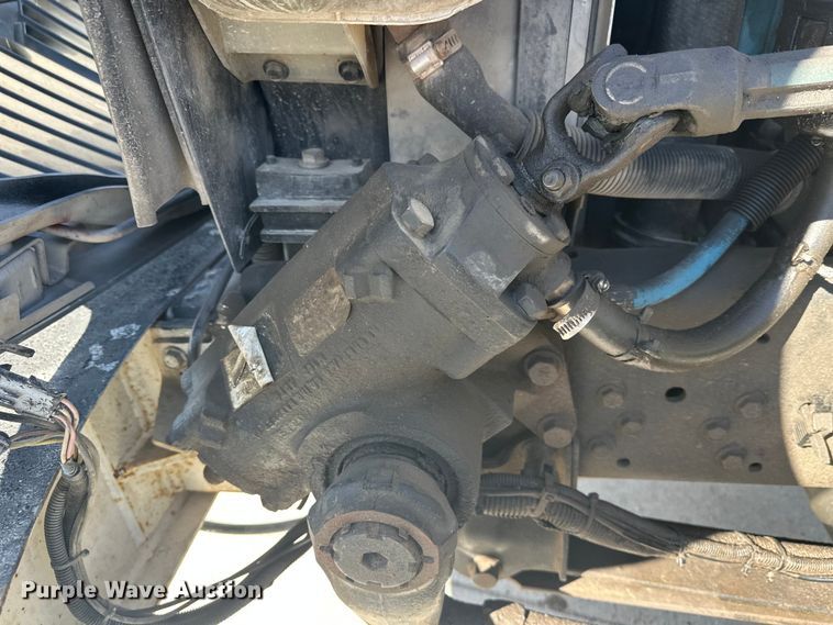 image for item FK1845 2006 International 4300 bucket truck