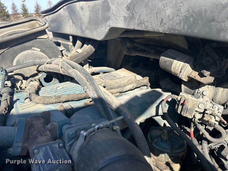 image for item FK1845 2006 International 4300 bucket truck