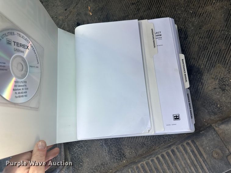 image for item FK1845 2006 International 4300 bucket truck