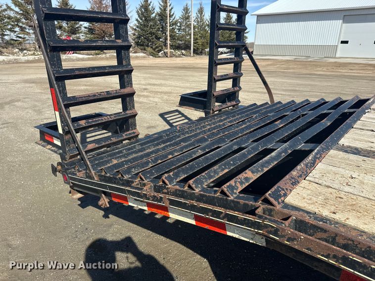 image for item FK1846 2015 Kaufman equipment trailer