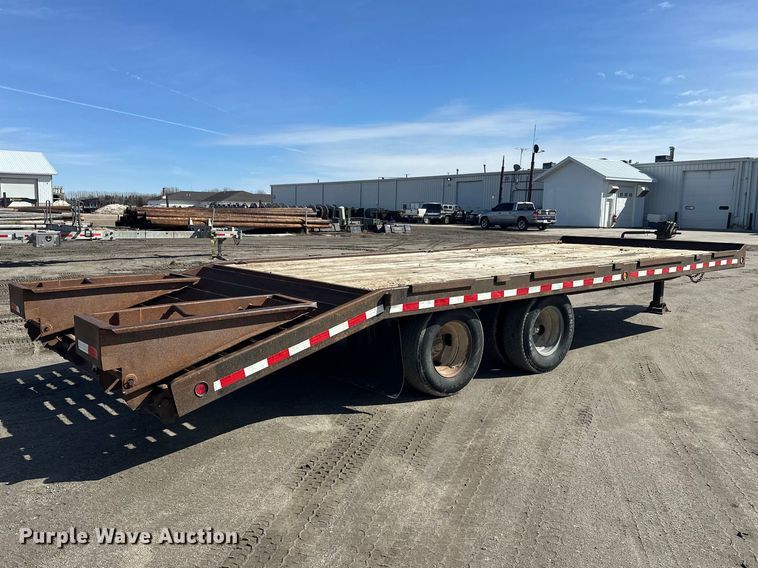 image for item FK1847 1992 Towmaster equipment trailer