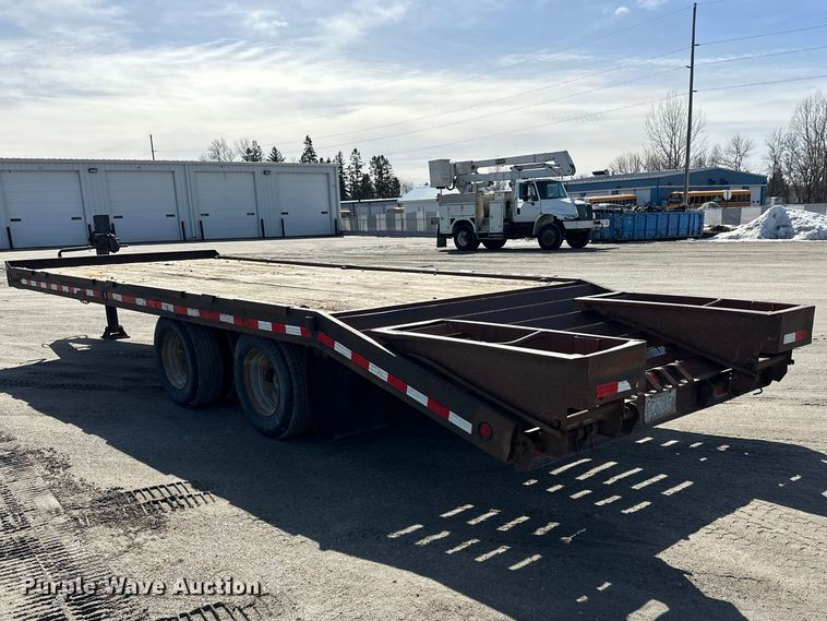 image for item FK1847 1992 Towmaster equipment trailer