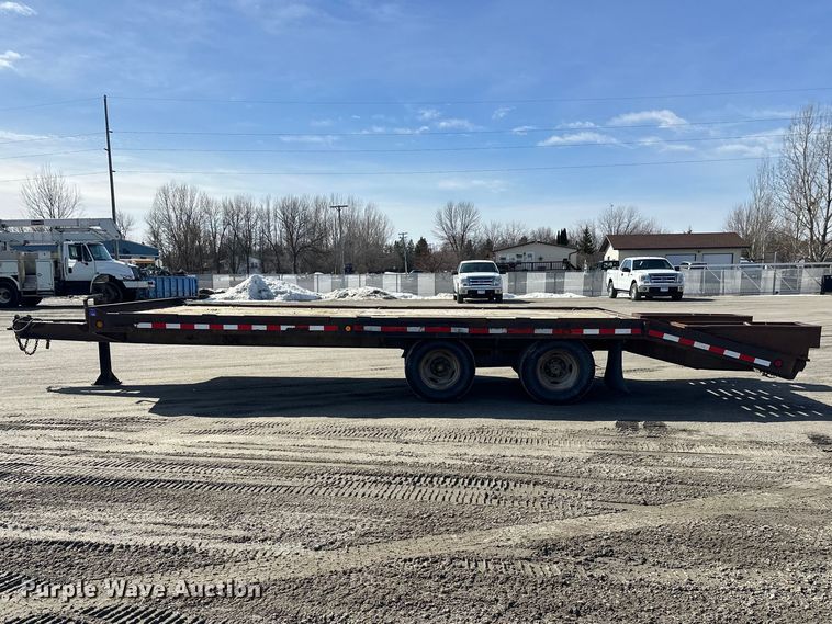 image for item FK1847 1992 Towmaster equipment trailer