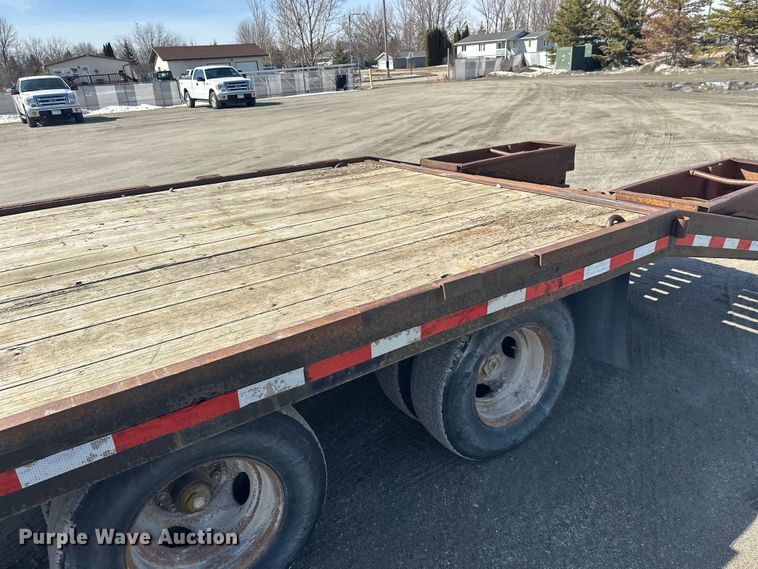 image for item FK1847 1992 Towmaster equipment trailer
