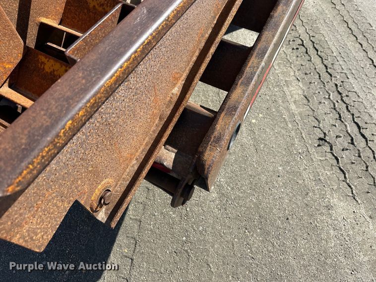 image for item FK1847 1992 Towmaster equipment trailer