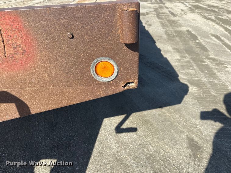 image for item FK1847 1992 Towmaster equipment trailer