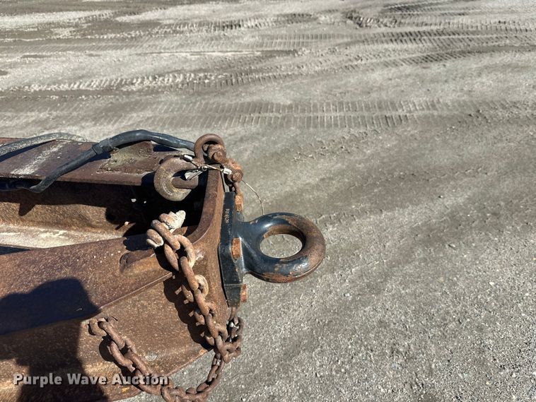 image for item FK1847 1992 Towmaster equipment trailer