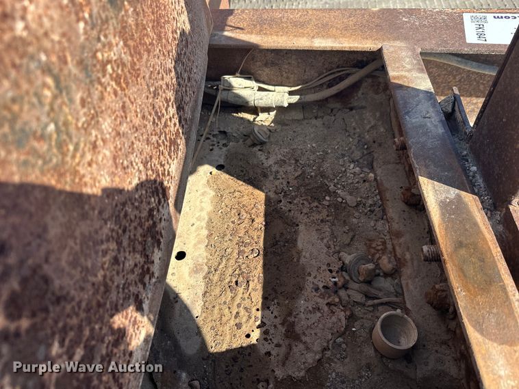 image for item FK1847 1992 Towmaster equipment trailer