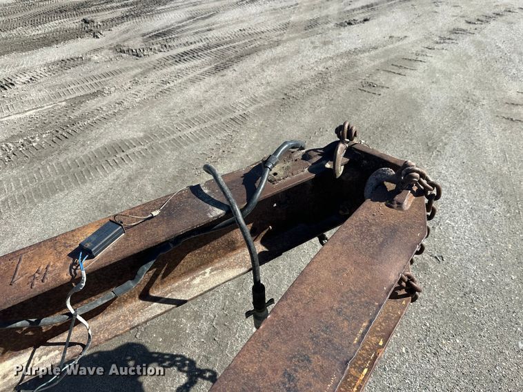 image for item FK1847 1992 Towmaster equipment trailer