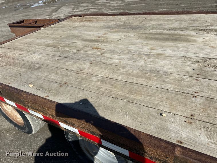 image for item FK1847 1992 Towmaster equipment trailer