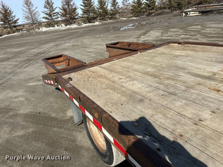 image for item FK1847 1992 Towmaster equipment trailer