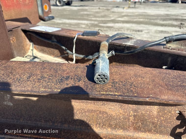 image for item FK1847 1992 Towmaster equipment trailer