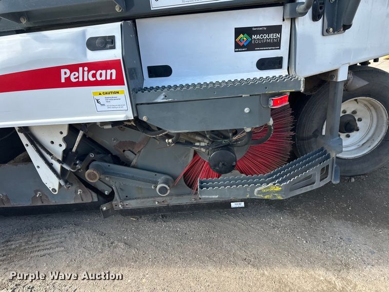 image for item FK1858 2007 Elgin Pelican street sweeper