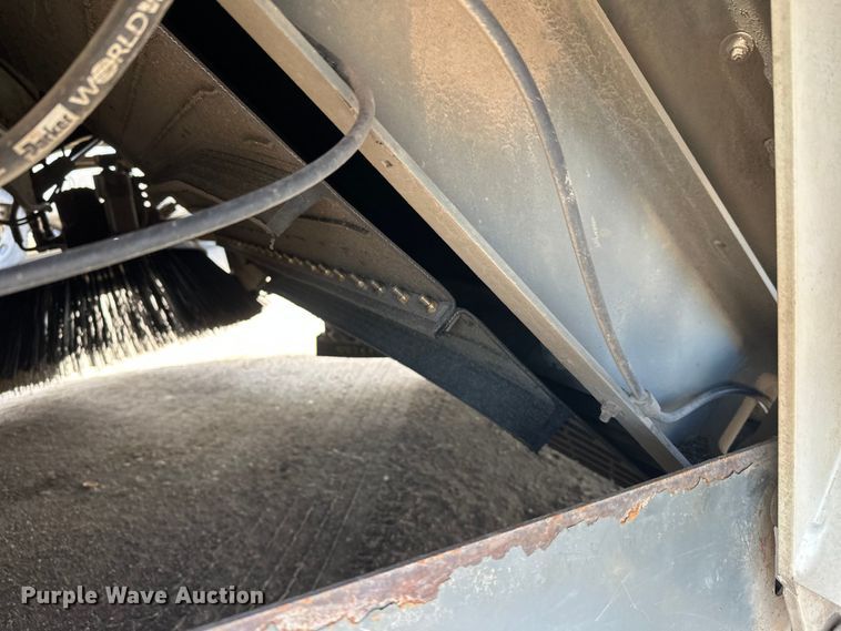 image for item FK1858 2007 Elgin Pelican street sweeper