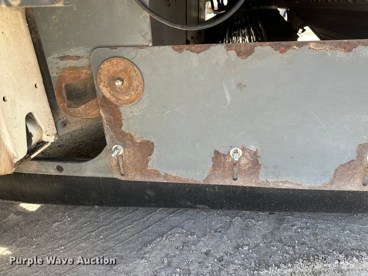 image for item FK1858 2007 Elgin Pelican street sweeper