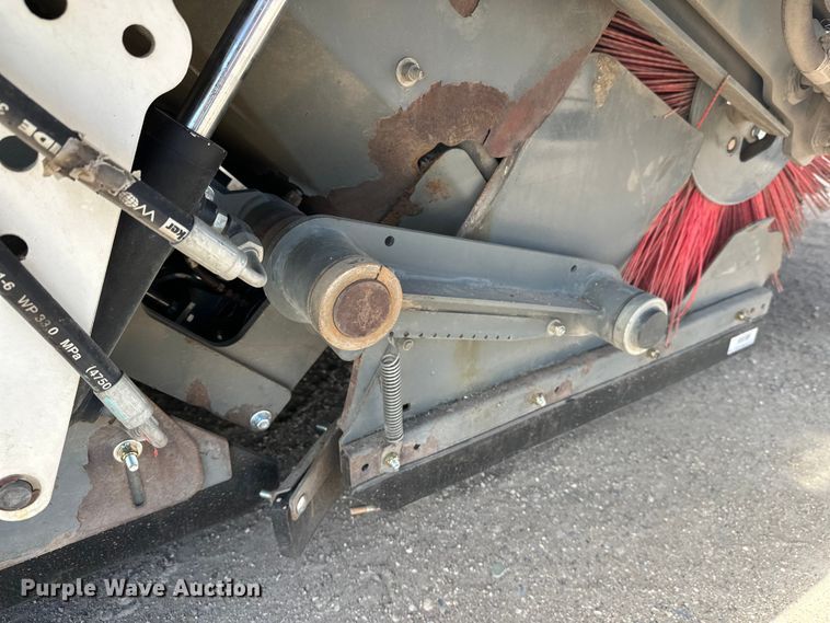 image for item FK1858 2007 Elgin Pelican street sweeper