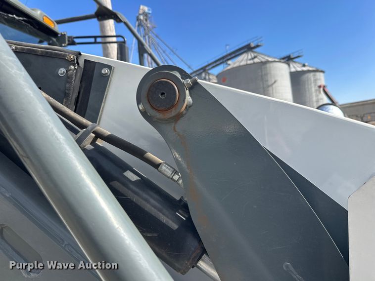 image for item FK1858 2007 Elgin Pelican street sweeper