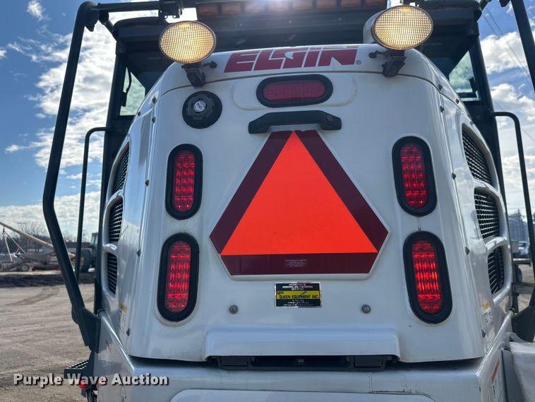 image for item FK1858 2007 Elgin Pelican street sweeper