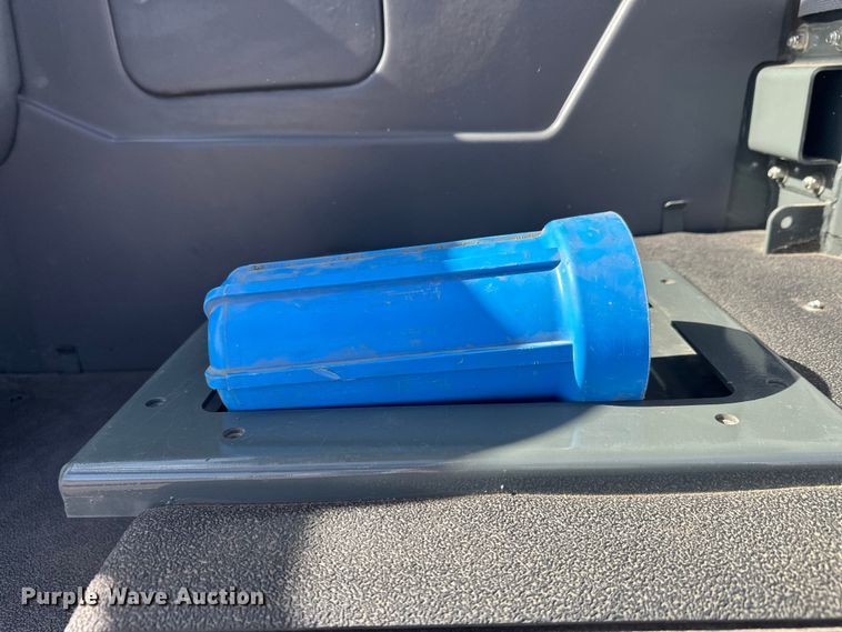 image for item FK1858 2007 Elgin Pelican street sweeper