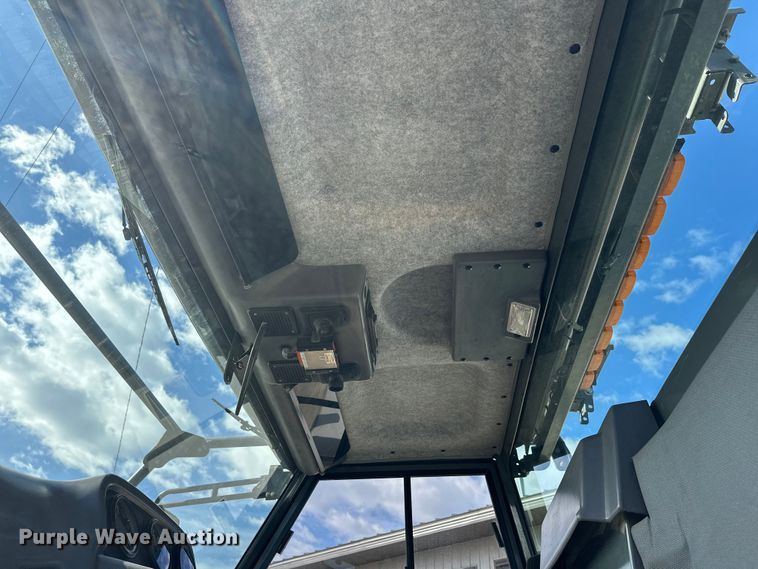 image for item FK1858 2007 Elgin Pelican street sweeper