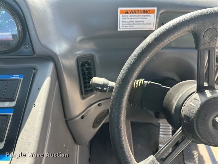 image for item FK1858 2007 Elgin Pelican street sweeper