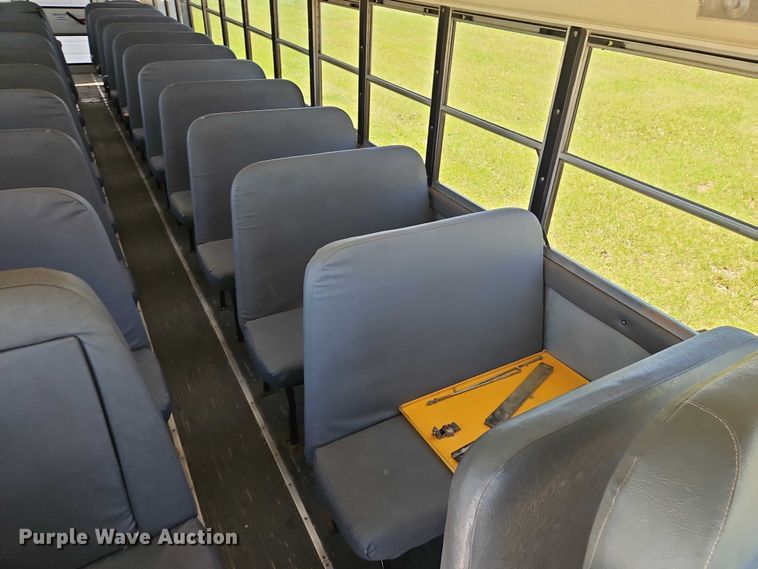 image for item FN5591 2008 IC PB105 school bus