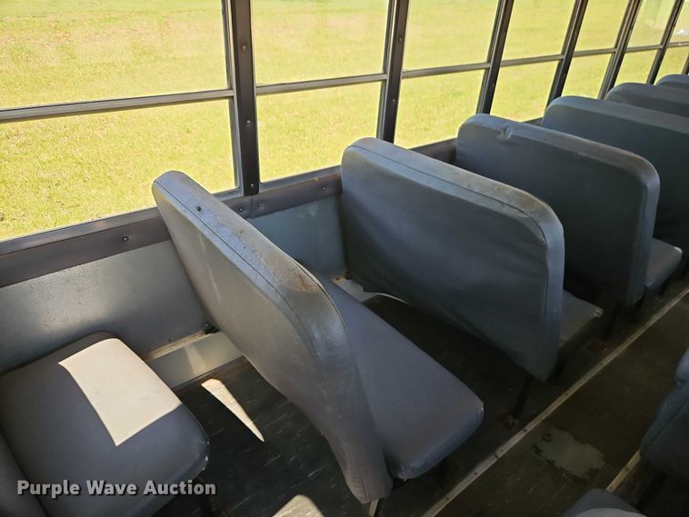 image for item FN5591 2008 IC PB105 school bus