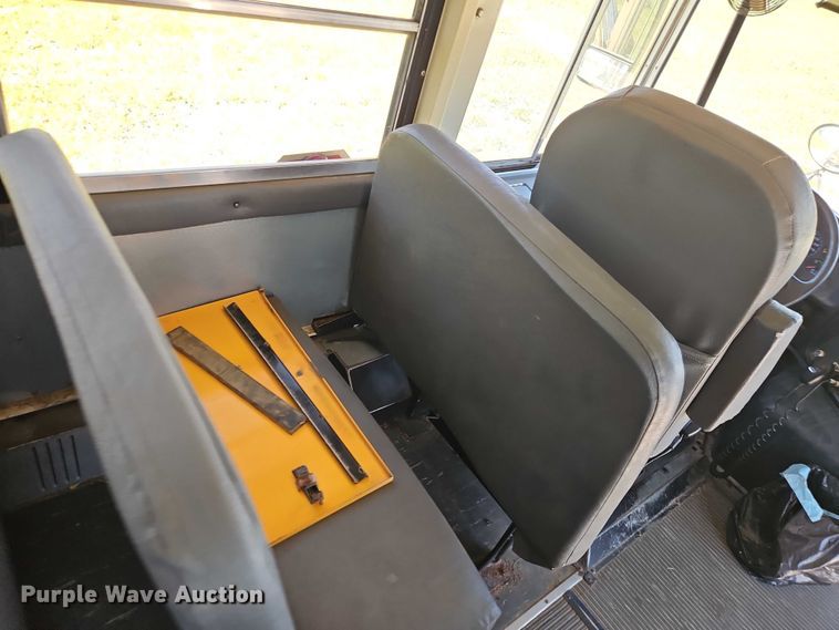 image for item FN5591 2008 IC PB105 school bus