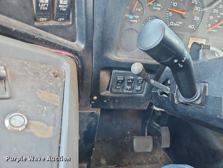 image for item FN5591 2008 IC PB105 school bus