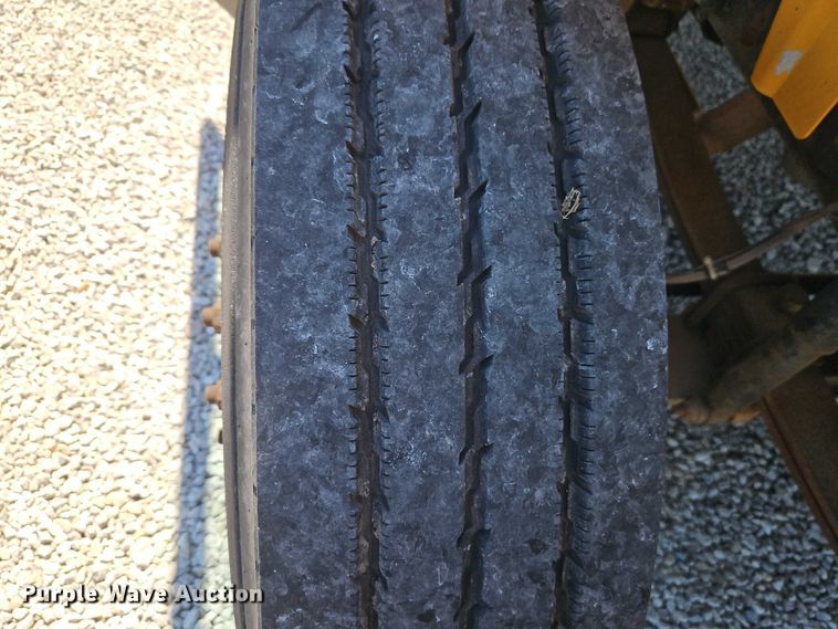 image for item FN5591 2008 IC PB105 school bus