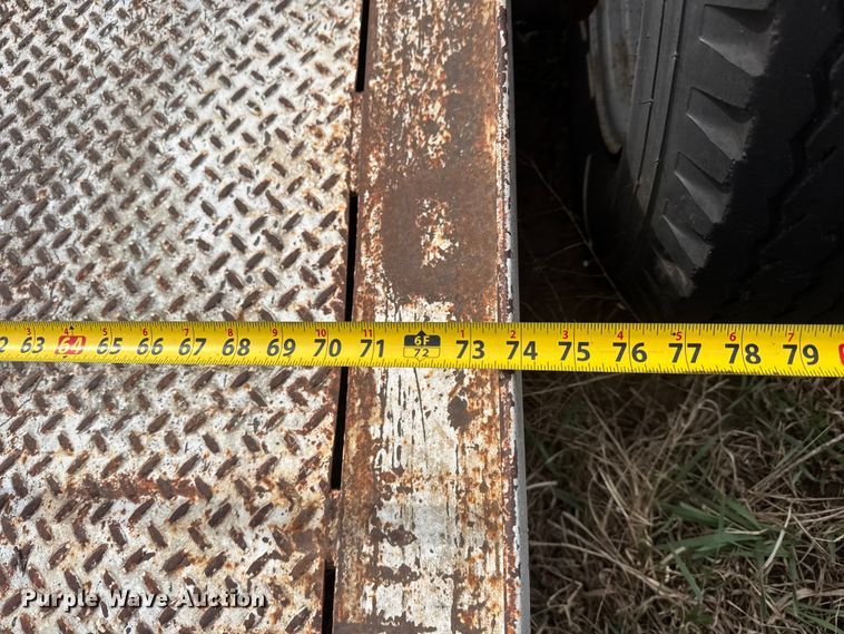 image for item GG9909 1990 JFW B1SWH utility trailer