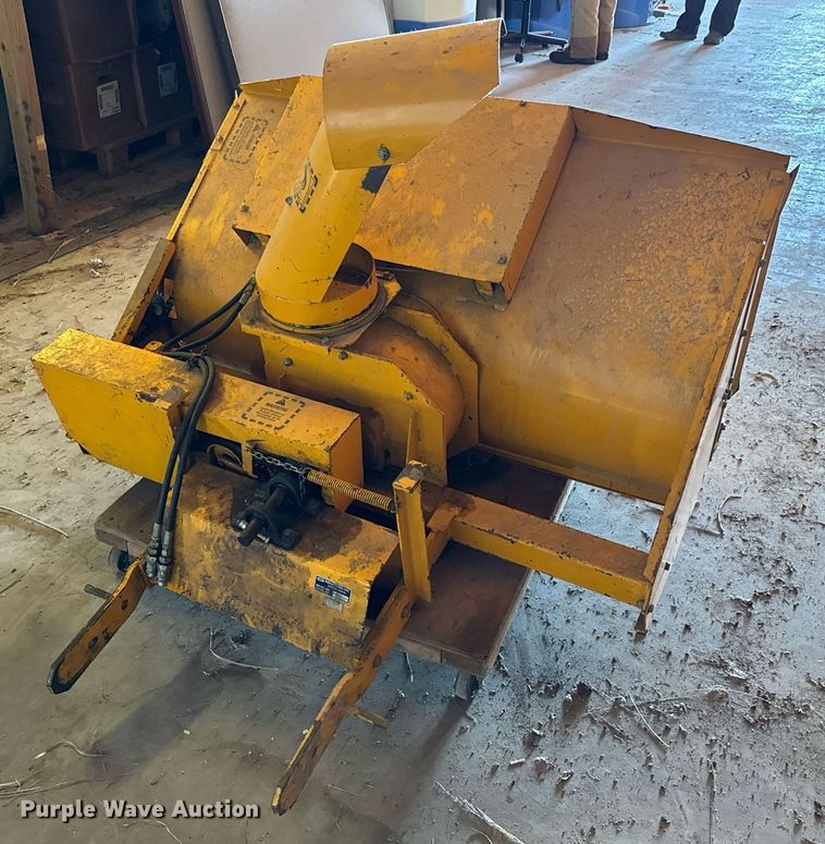 image for item GG9985 Hustler  920504 snow blower