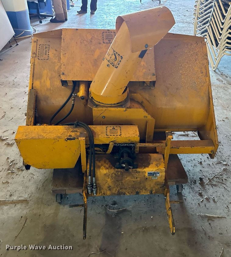 image for item GG9985 Hustler  920504 snow blower