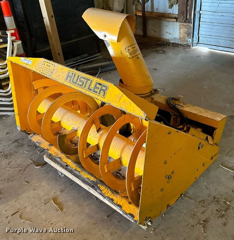 image for item GG9985 Hustler  920504 snow blower