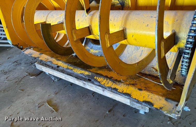 image for item GG9985 Hustler  920504 snow blower