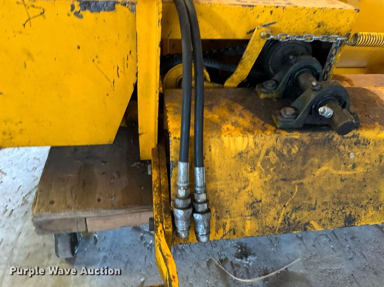 image for item GG9985 Hustler  920504 snow blower