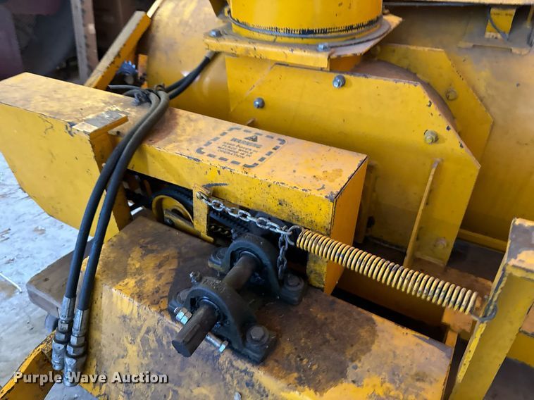 image for item GG9985 Hustler  920504 snow blower