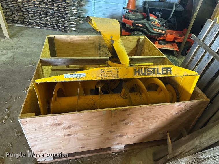 image for item GG9985 Hustler  920504 snow blower