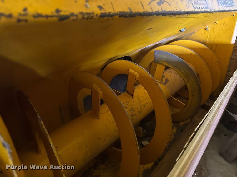 image for item GG9985 Hustler  920504 snow blower