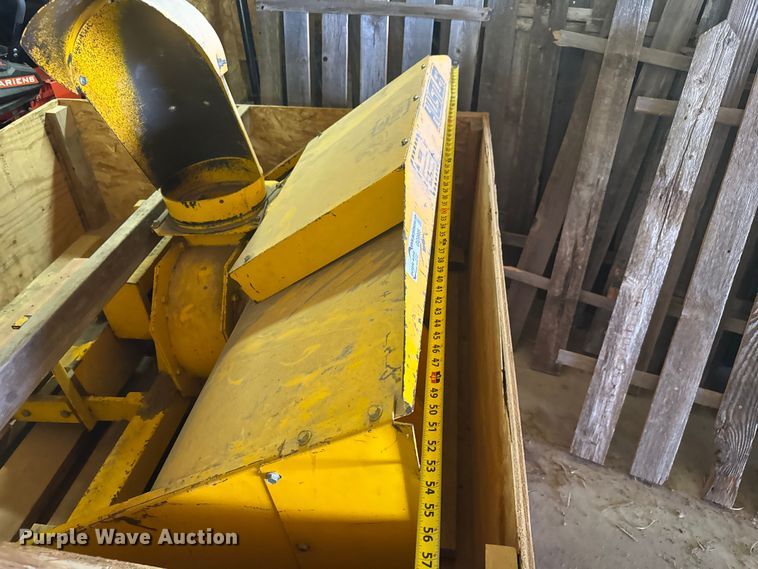 image for item GG9985 Hustler  920504 snow blower