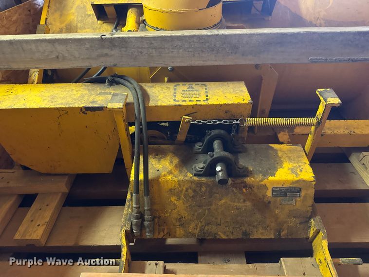 image for item GG9985 Hustler  920504 snow blower