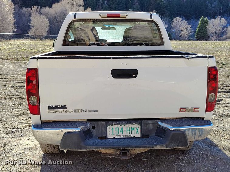 image for item IH9466 2007 GMC Canyon Crew Cab pickup truck