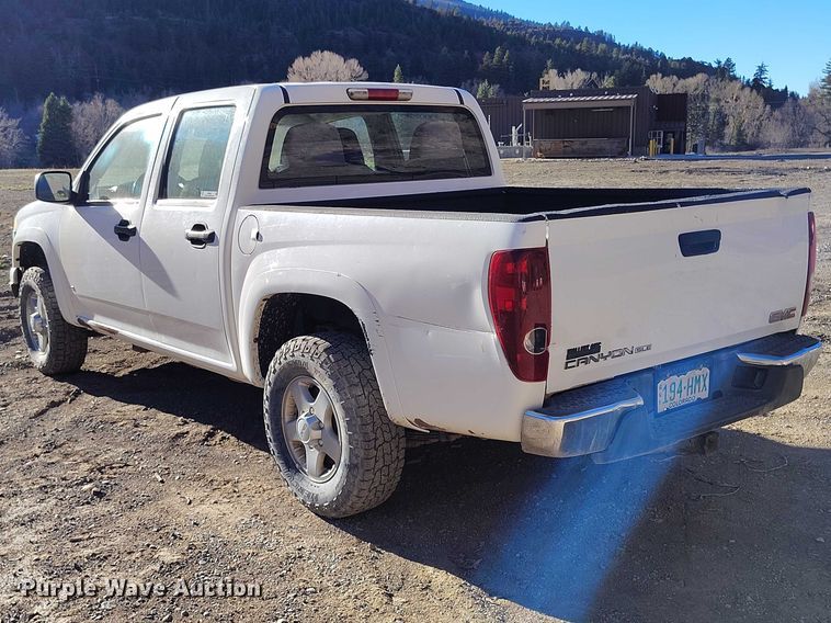 image for item IH9466 2007 GMC Canyon Crew Cab pickup truck